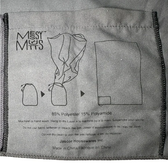 Messy Mutts Packable Towel - Picture 1 of 6